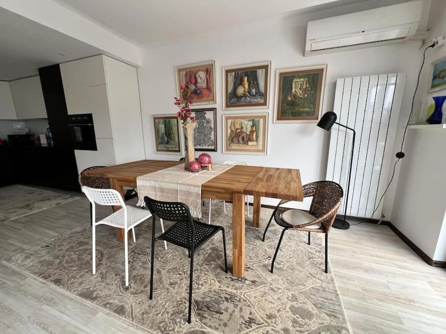 Kazanlak Large Guest House Apartment Near The Center With Full Kitchen & Dining Room, King Beds, Garden Patio, Free Parking & Self Check-In Esterno foto
